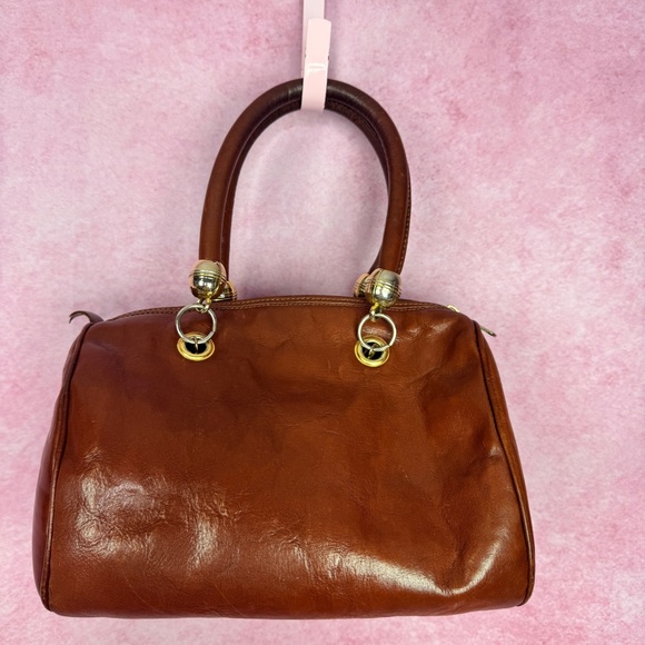 260. Brown Leather Handbag Satchel w/ Gold Lion Hardware made in Italy 🟫 - Picture 3 of 9